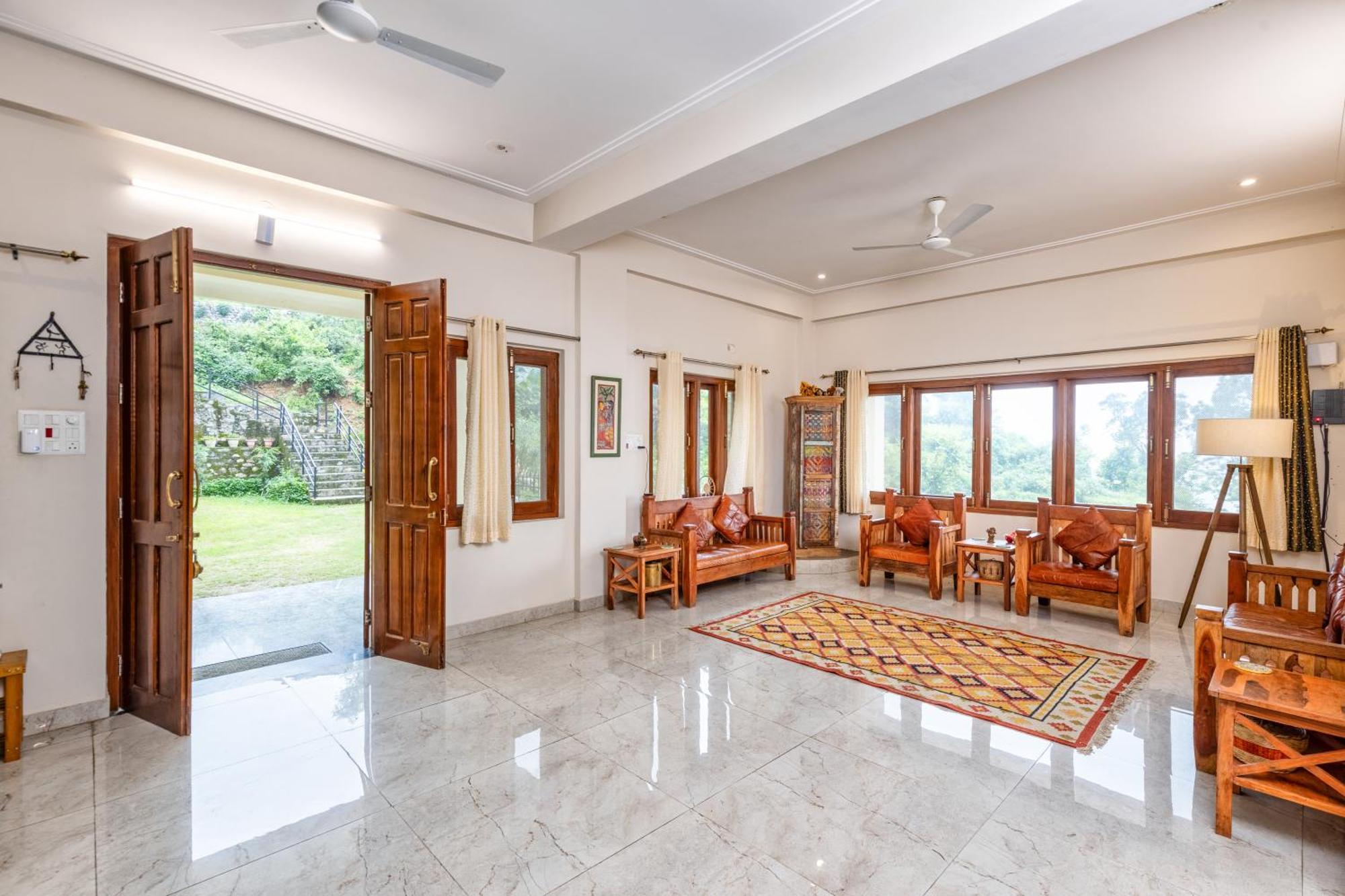 Villa By Mountain Homes- 兰斯顿 外观 照片